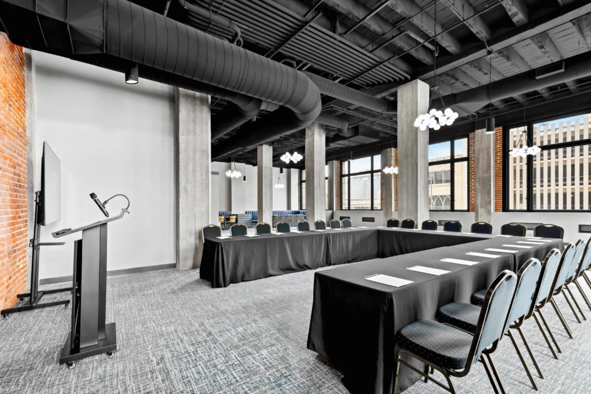 Hotel Indigo - Omaha Downtown By Ihg Exterior photo